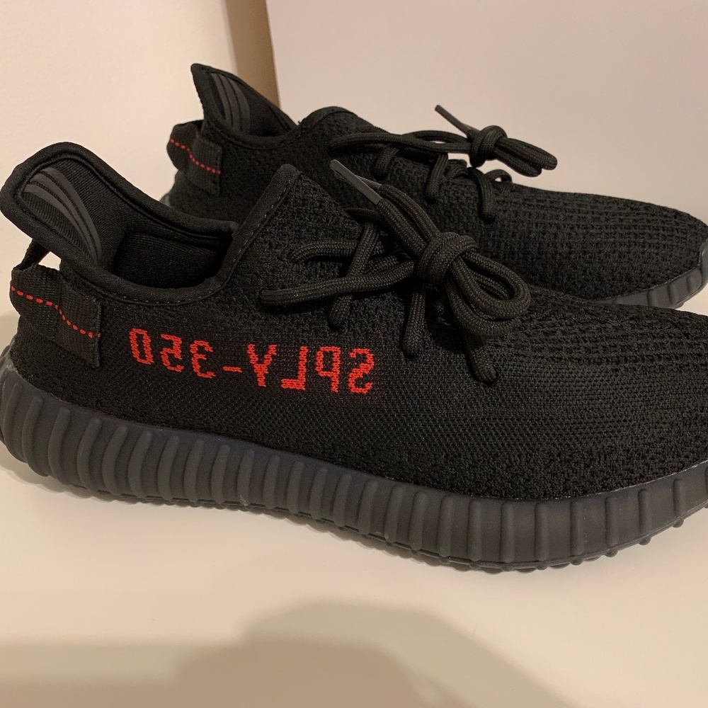 Adidas Yeezy 350 V2 Core Black Red CP9652 Size 9.5